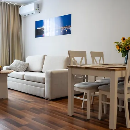 Wesola Aparthotel 3*