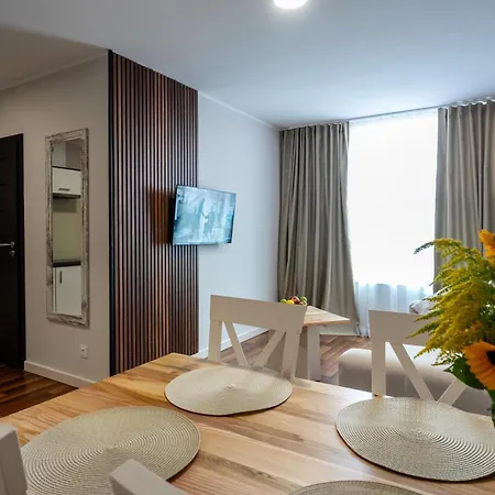 Aparthotel Wesola 3*