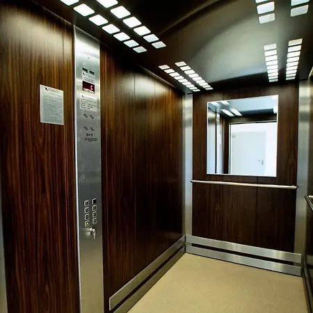 Wesola Aparthotel Wolka Kosowska